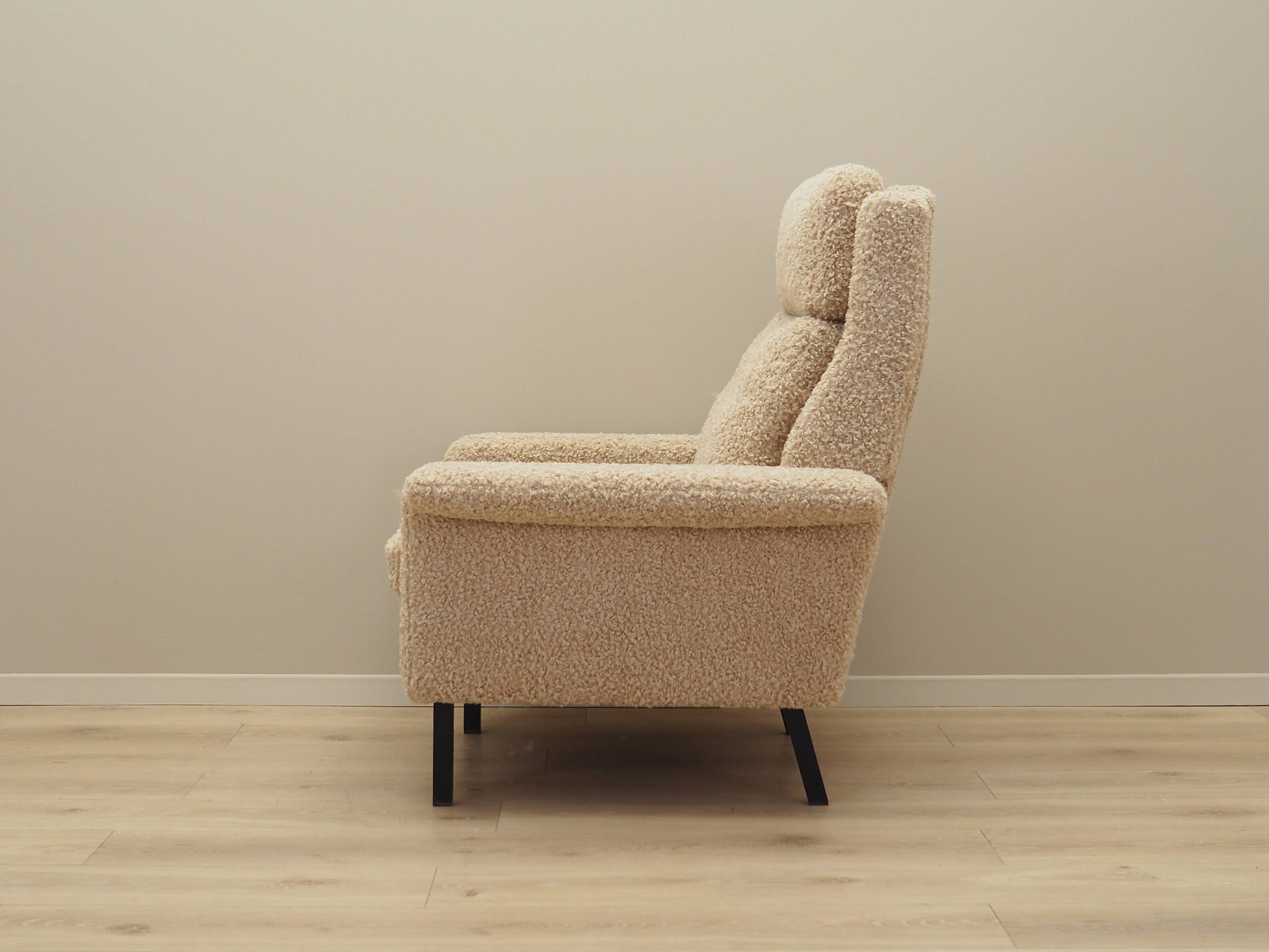 Fauteuil danois beige par Arne Vodder, années 1960