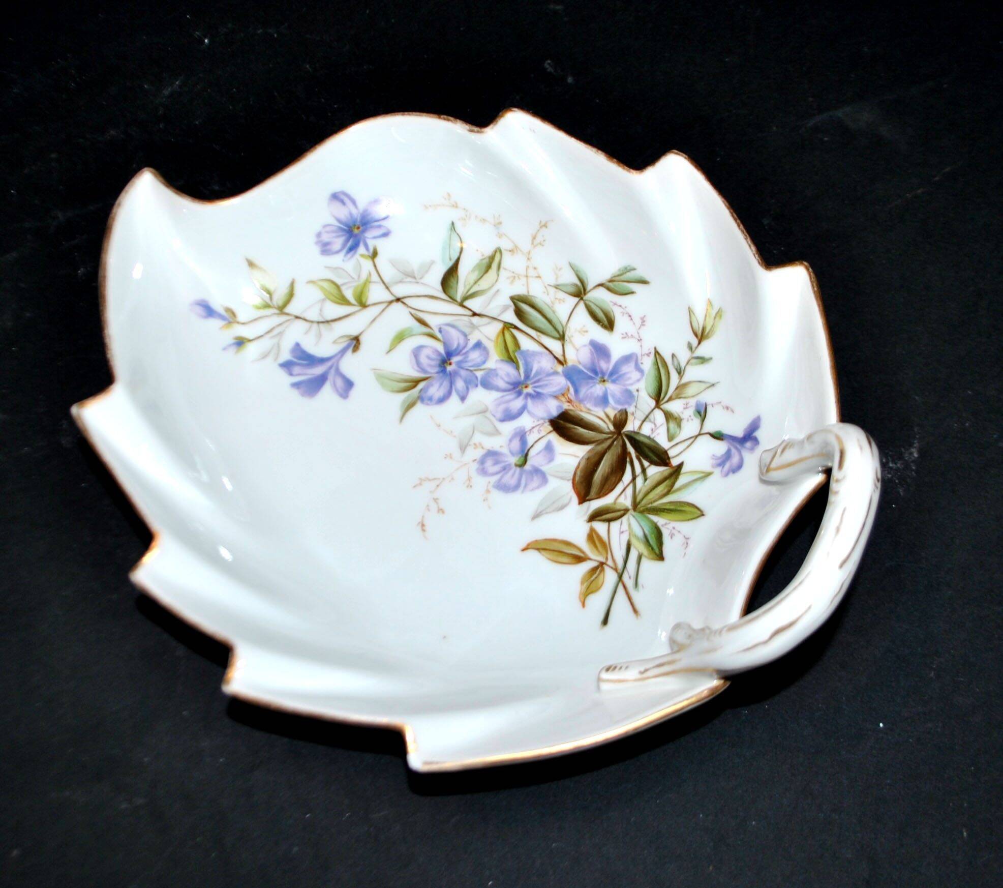 Meissen ravier coupelle décor fleurs peint en porcelaine signé Meissen