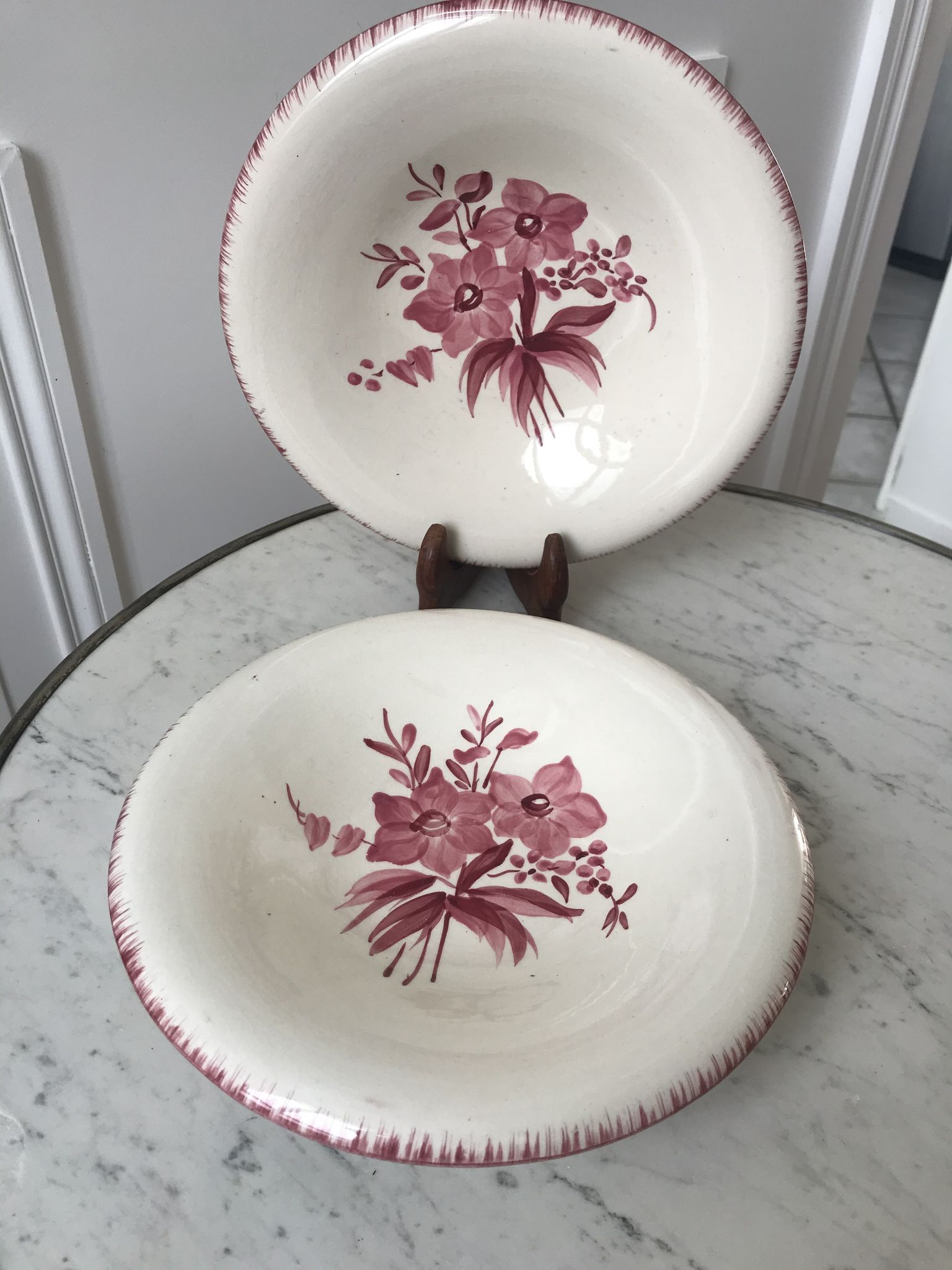Duo de plats de service longchamp roses années 30-40