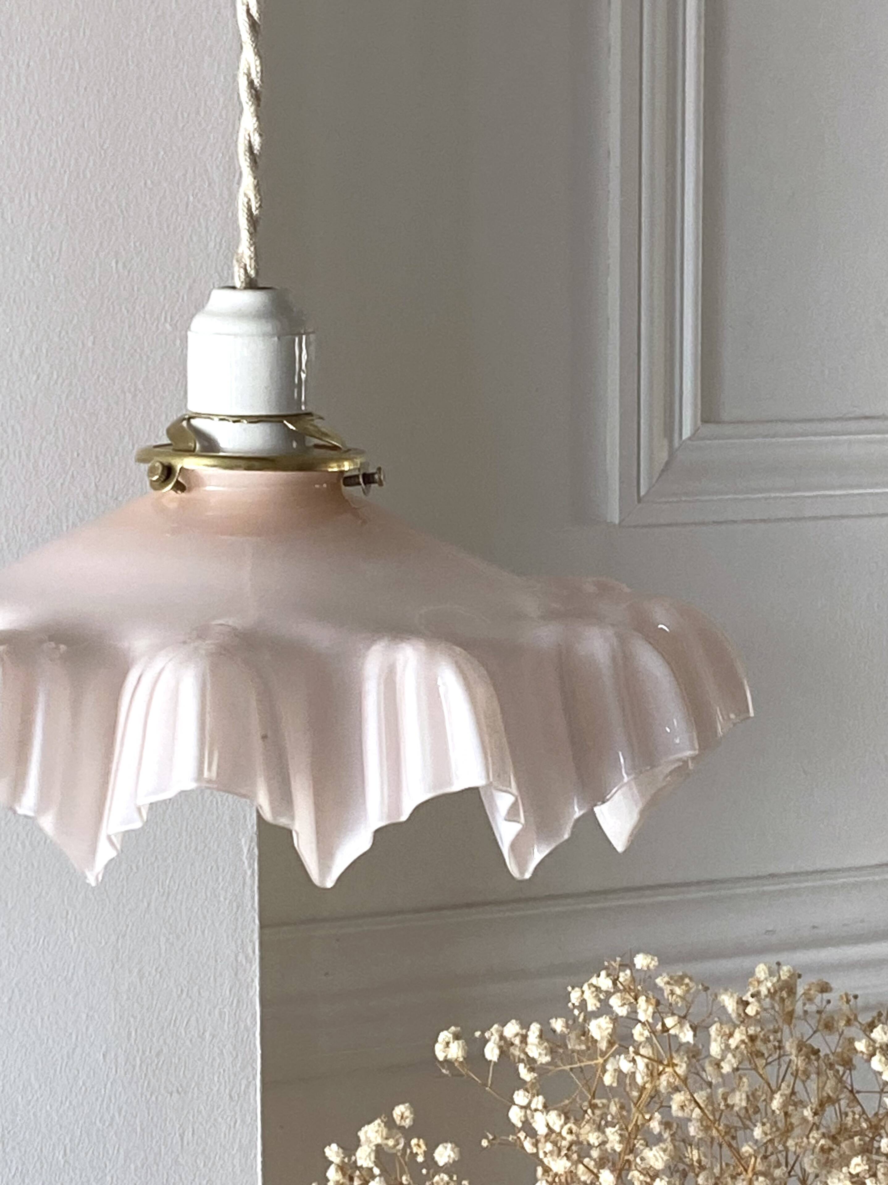 "Frou Frou" suspension