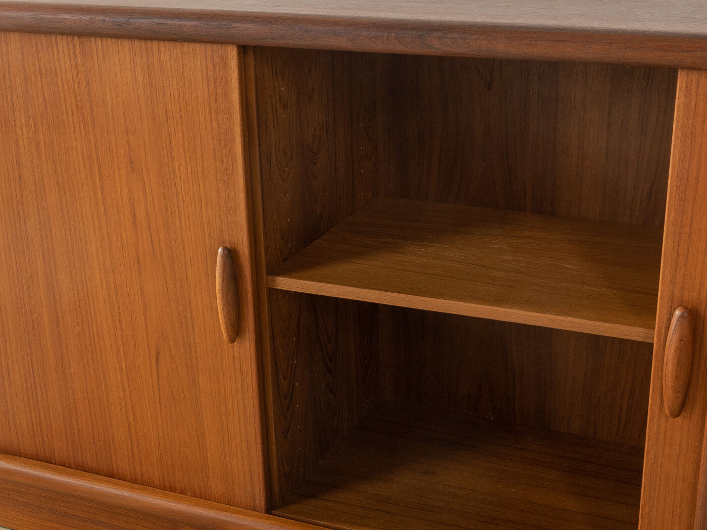 1960s sideboard, Dyrlund