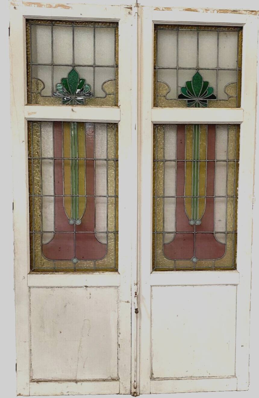 Double Art Deco stained glass partition doors from the 20th century