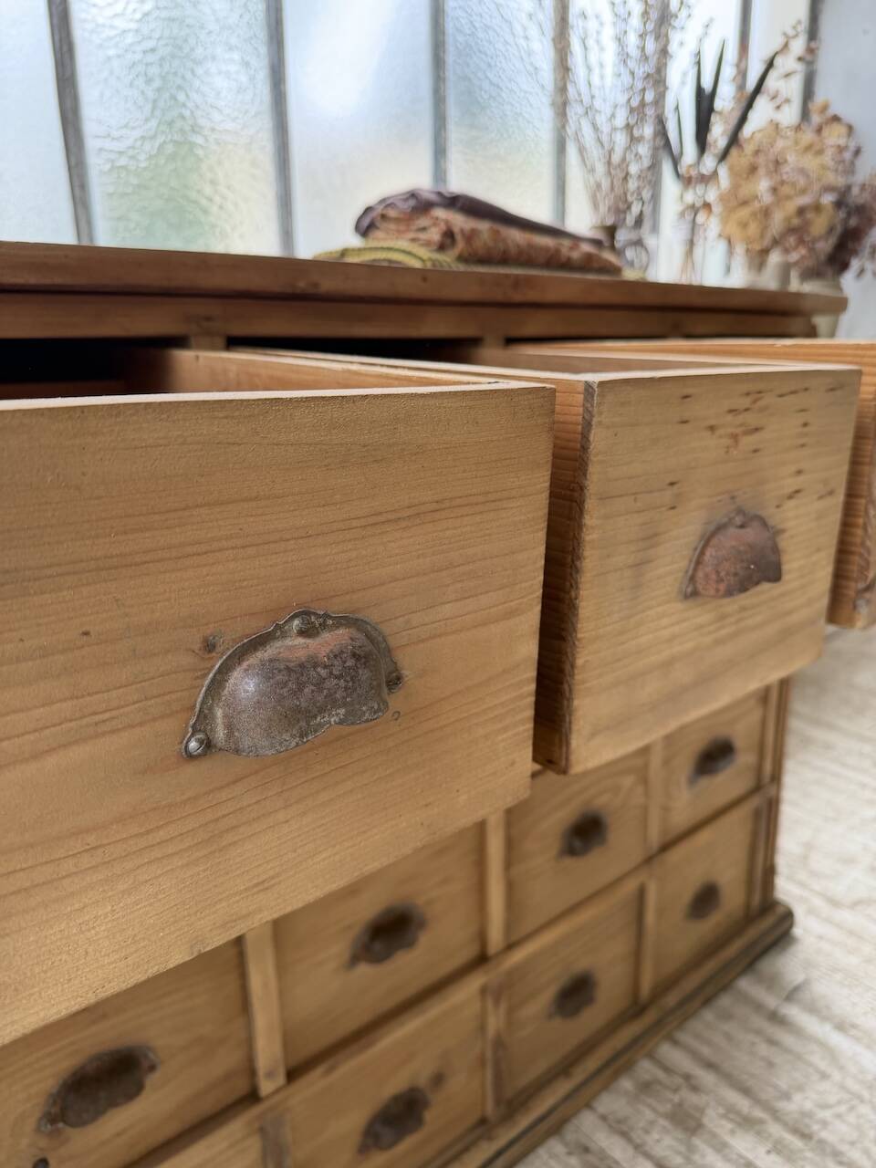 Meuble de métier pin XL années 50
