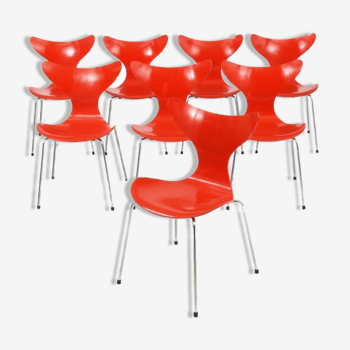 Arne Jacobsen set of 8 chairs "the Lily" model 3108
