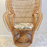 Chair Emmanuelle