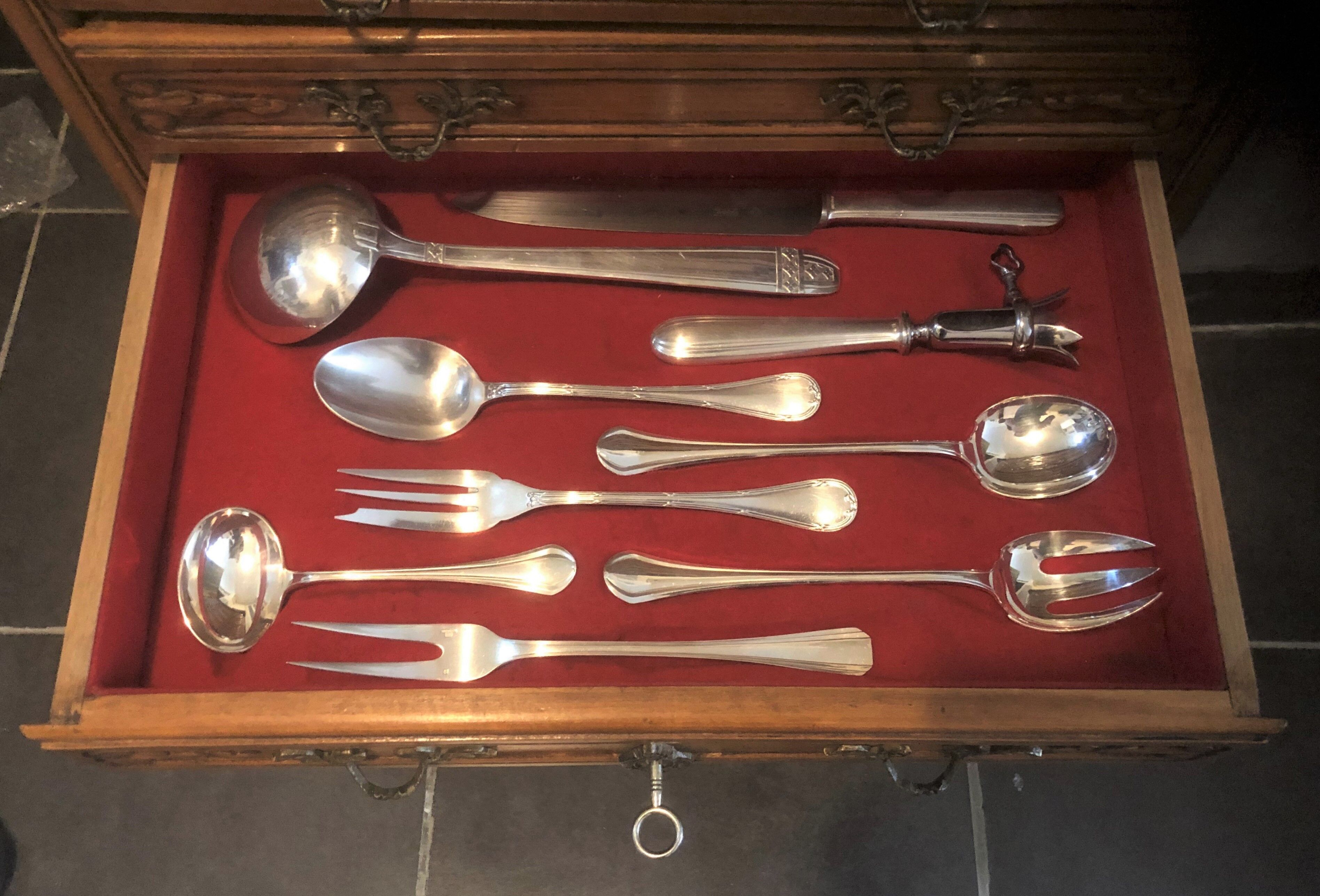 Solid wood silver cabinet with 5 drawers for 173 place settings, silver-plated metal, Solid silver