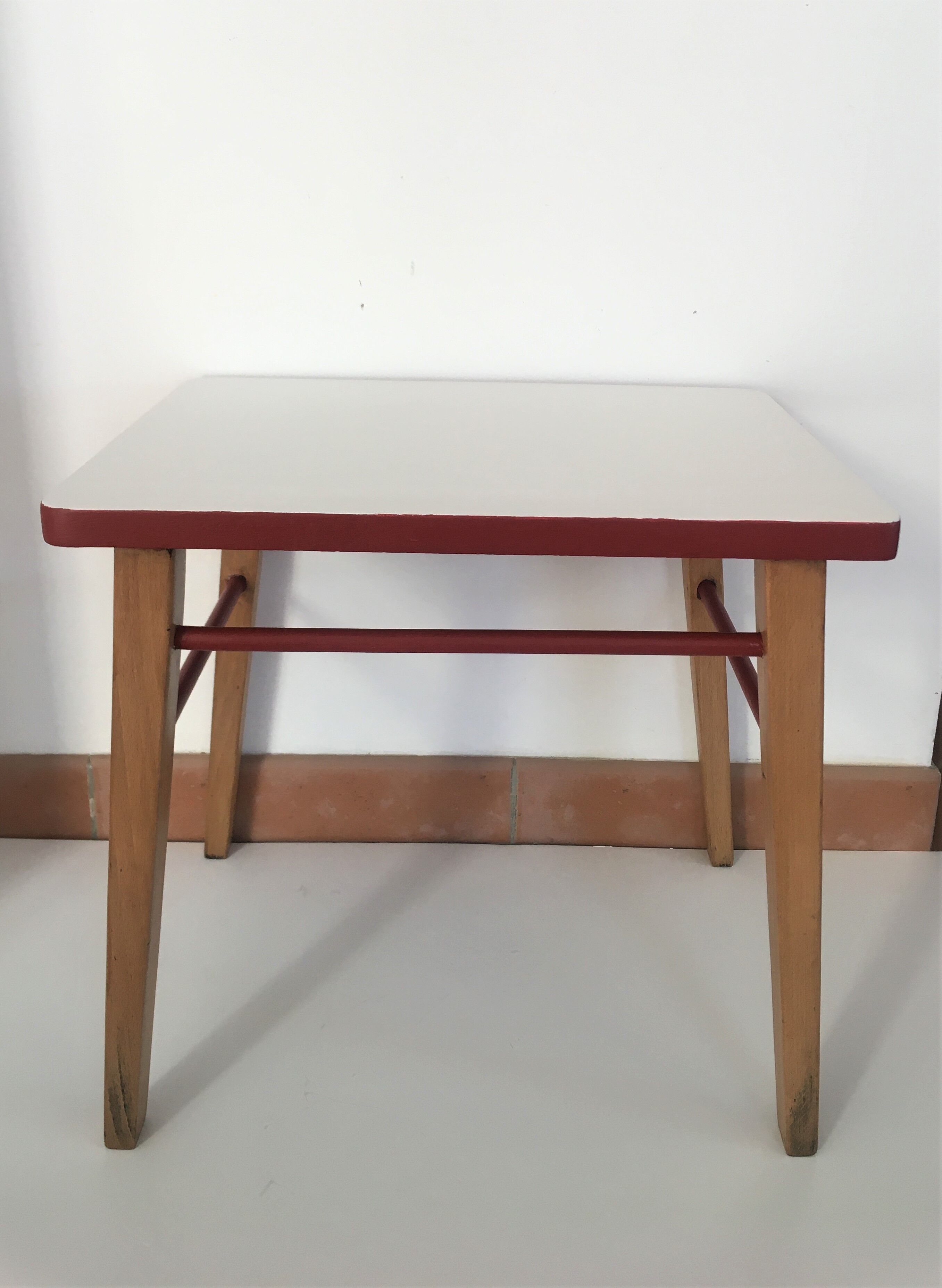 Children's desk