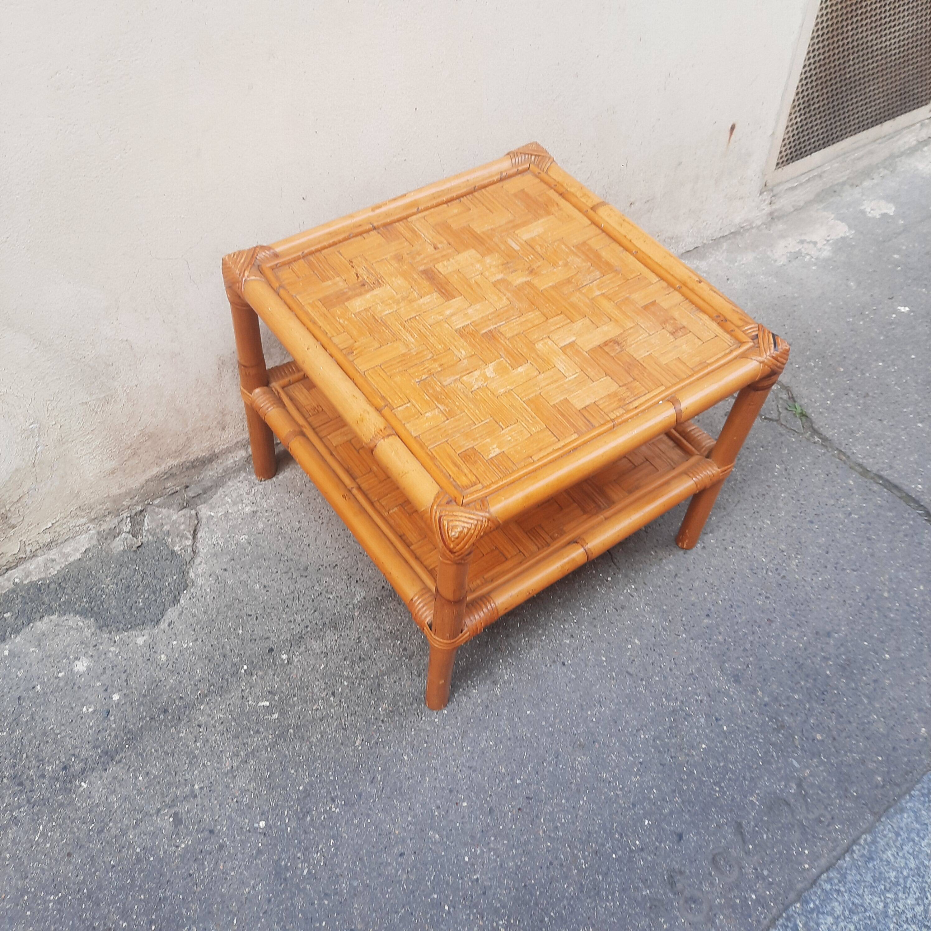 Table basse en bambou