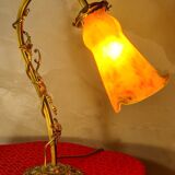 Art Nouveau desk lamp in bronze and gilded brass, 41 x 31 cm