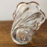 Vase en cristal torsadé signé