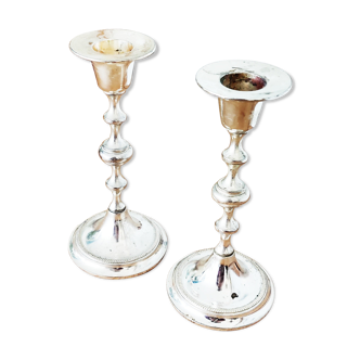 2 candle holders