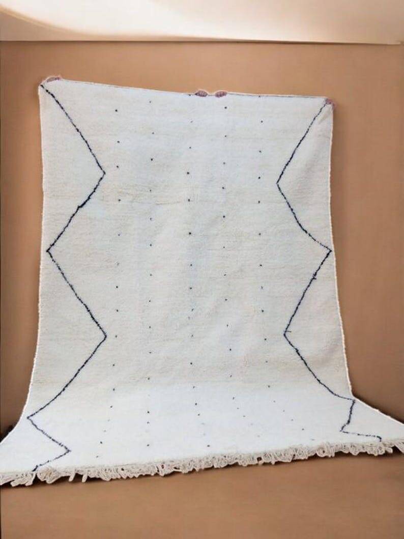 Handmade Moroccan Berber rug from the Atlas, size 2/3 m.