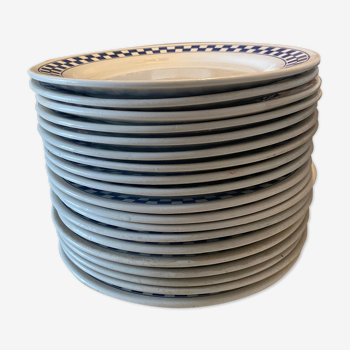 Vintage Oxford Brazil Ceramic Plates
