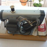 Singer electric sewing machine 198