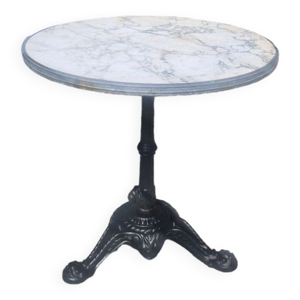 Table de jardin