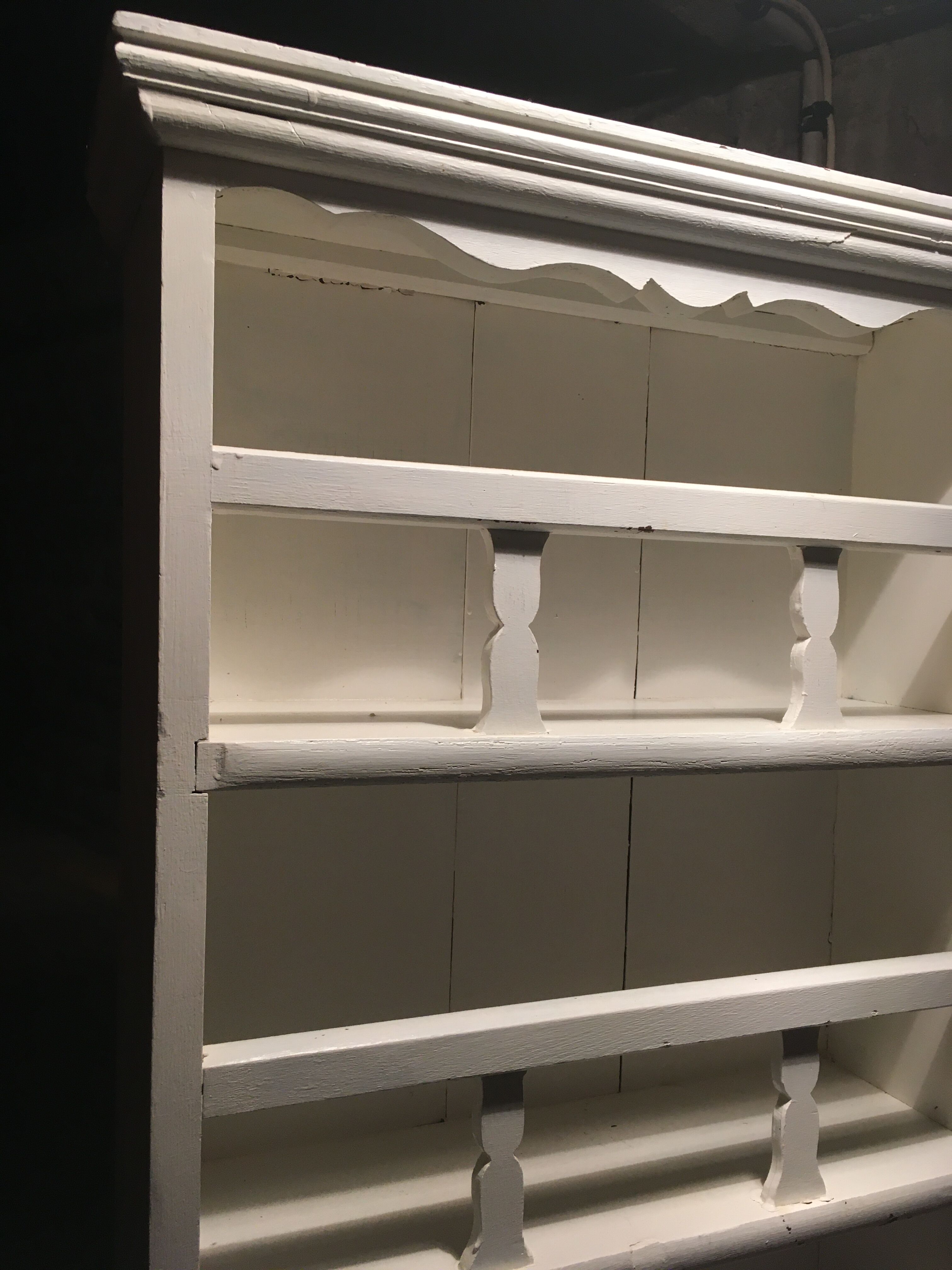 Vintage white dresser