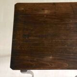 Side table with curved legs