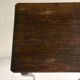 Table d'appoint pieds galbés