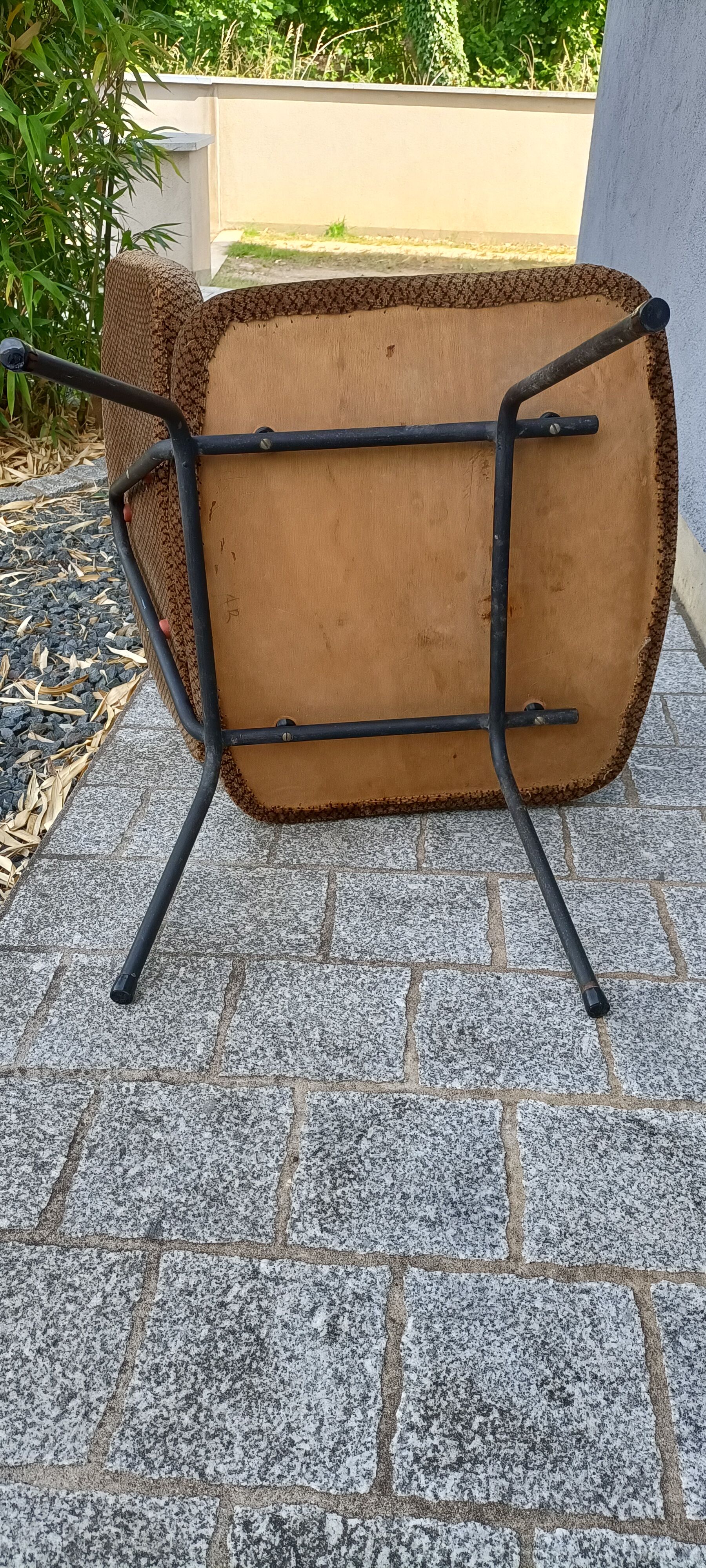 Chauffeuse CM 190 Pierre Paulin pour Thonet