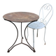 Table et chaise anciennes