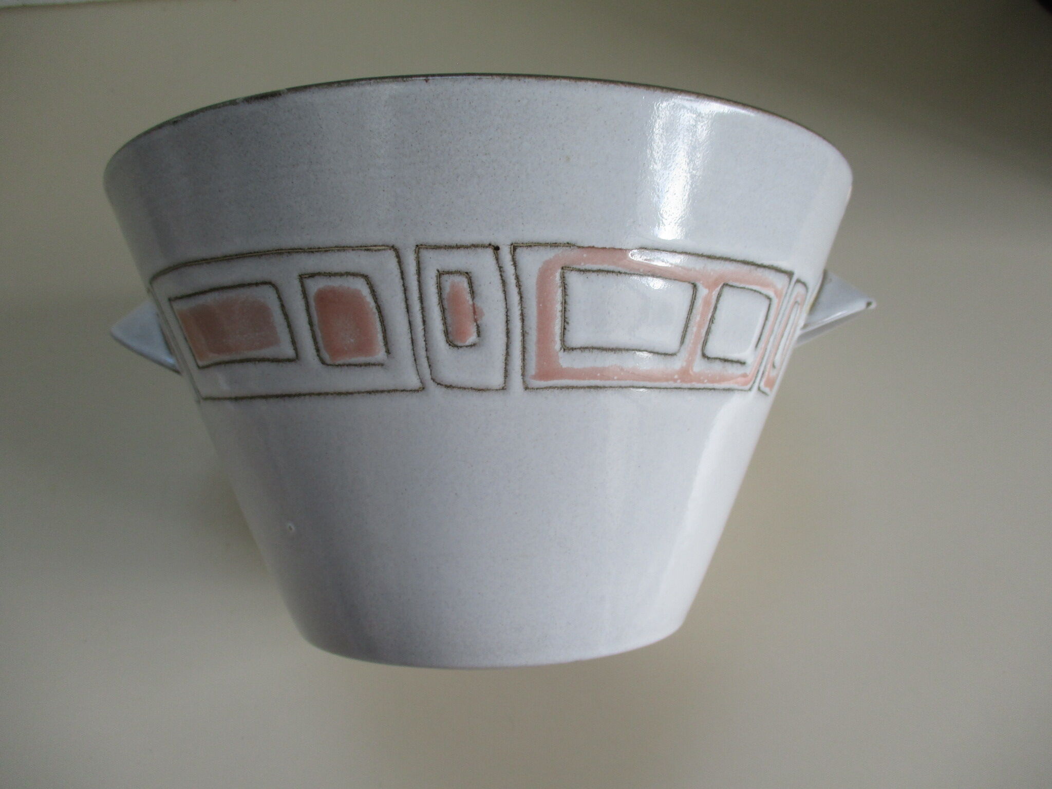 Soup-tureen in Niderviller stoneware Model Mesh -vintage