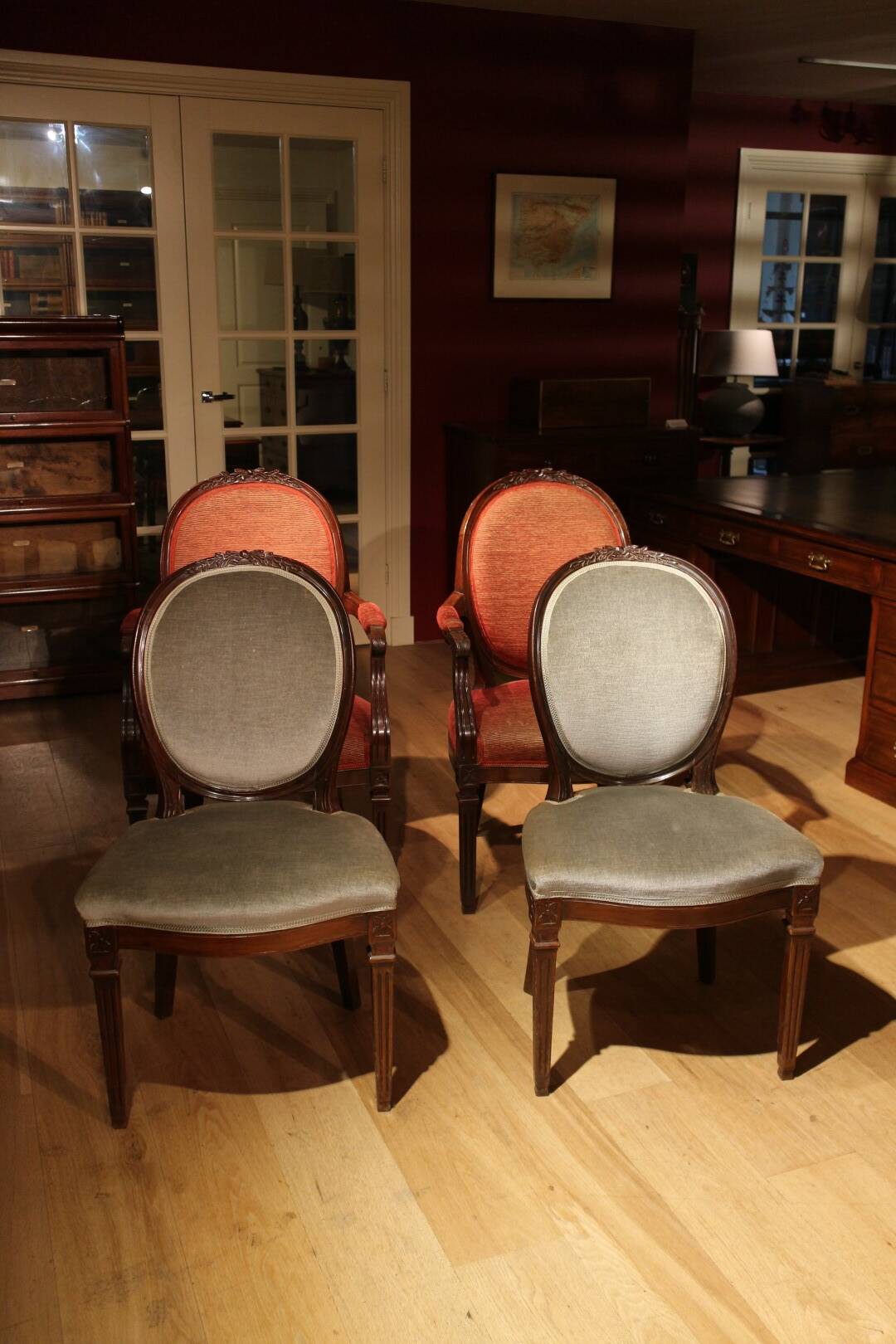 Set of 4 antique mahogany dining room chairs Louis Seize 1780-1810
