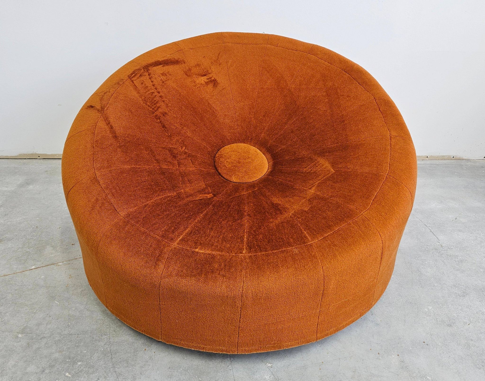 Round armchair in the style of Pierre Paulin, oversized pouf, velvet.