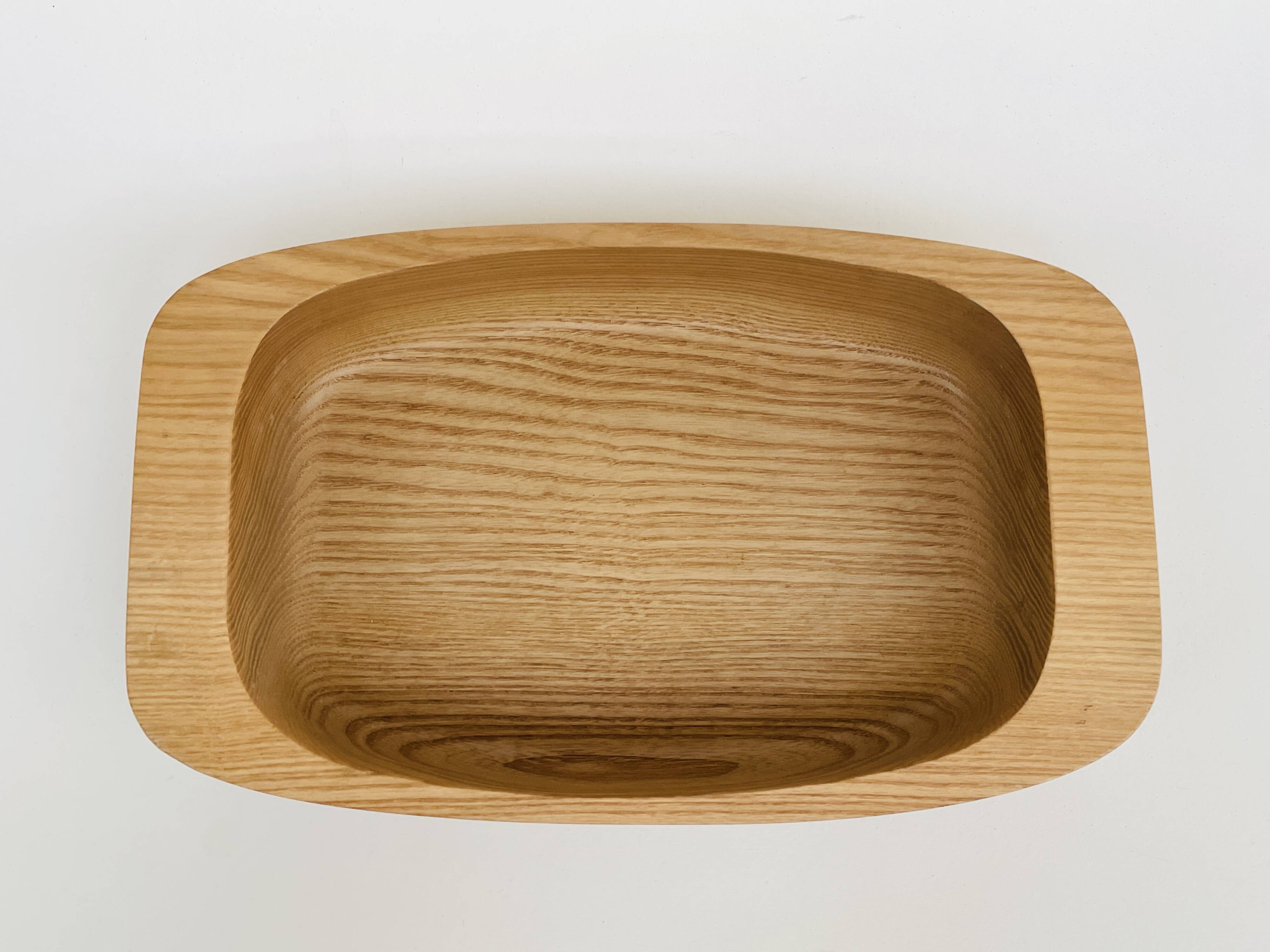 Solid wood bowl/plateau – vintage Scandinavian design – Sweden