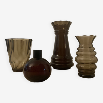 Série de 4 vases vintage en verre fumé années 70