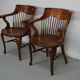 Paire de chaises de bureau de bureau en chêne édouardien anglais