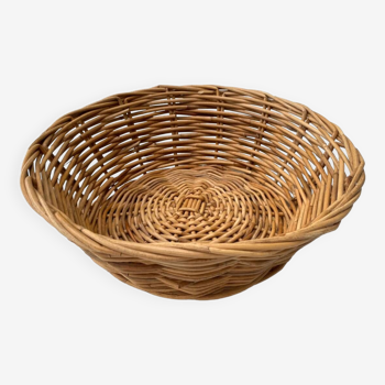 Handcrafted wicker rattan basket from the 70s