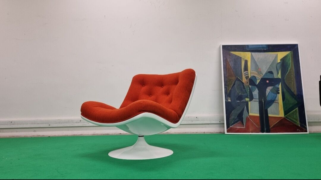 Geoffery Harcourt F975 by Artifort