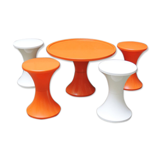 Table et 4 tabourets Tam Tam par par Henri Massonet édité par Stamp