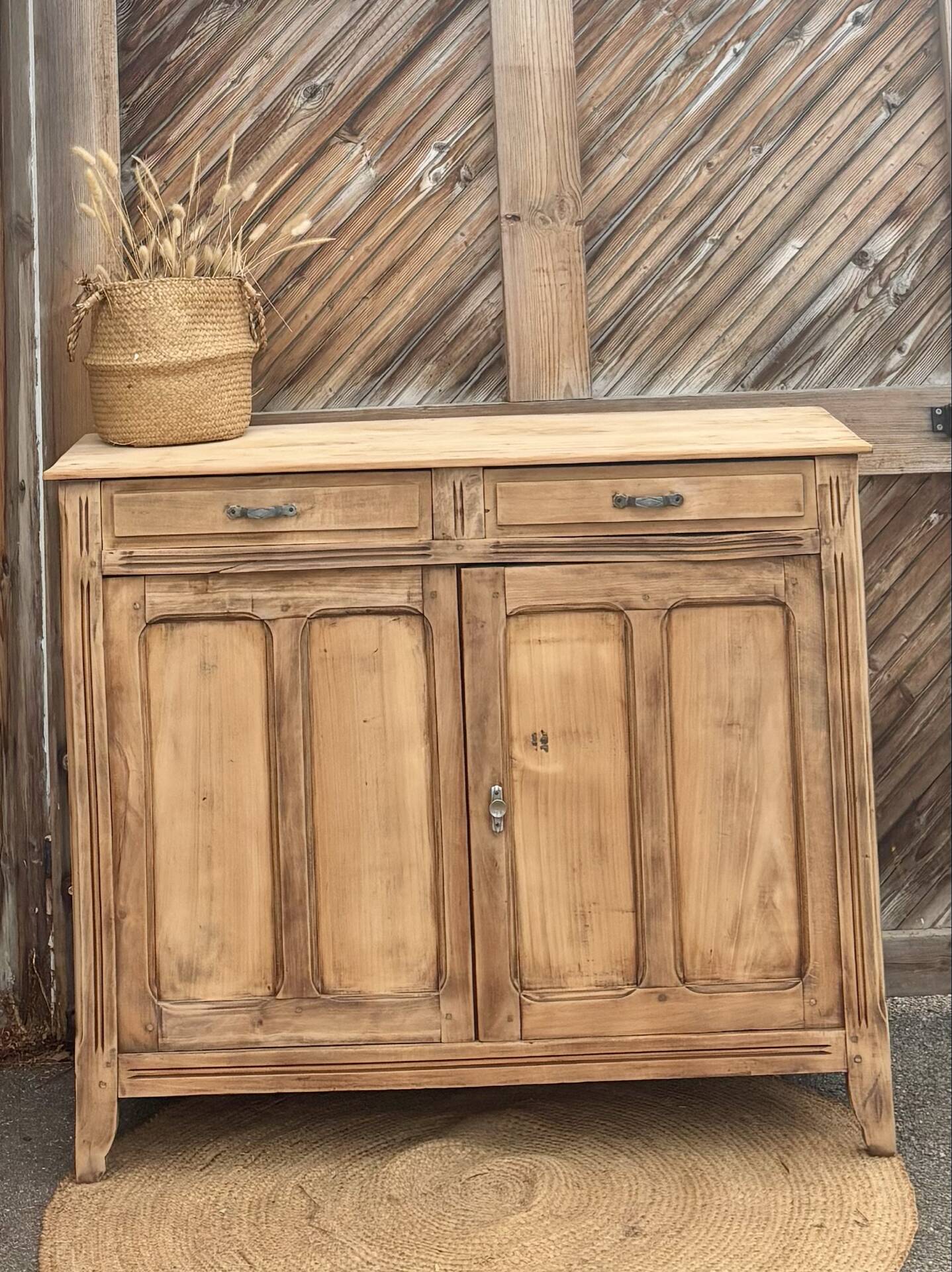 Old Parisian buffet in raw solid wood - 2 drawers