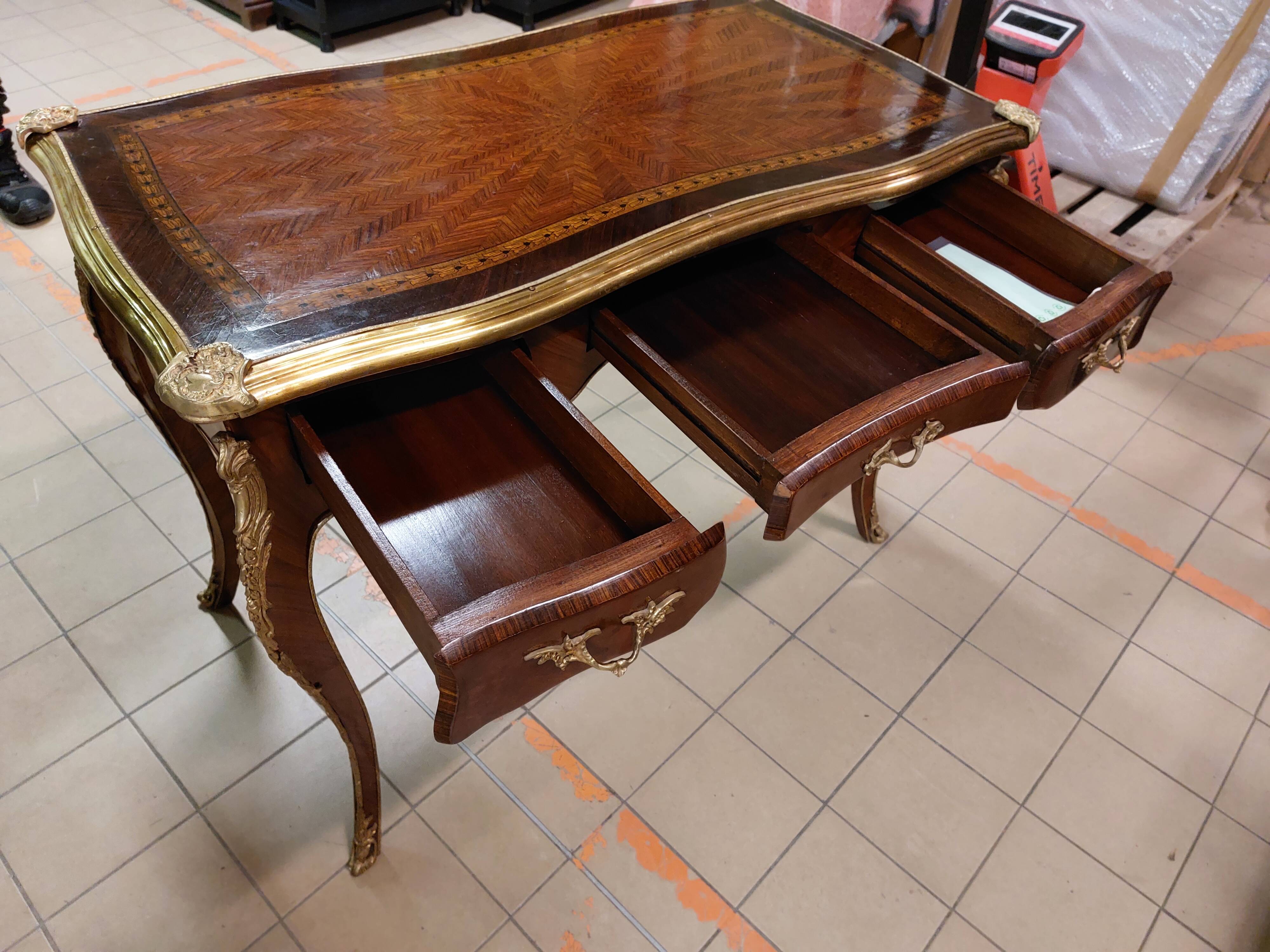 Louis XV style baroque living room desk