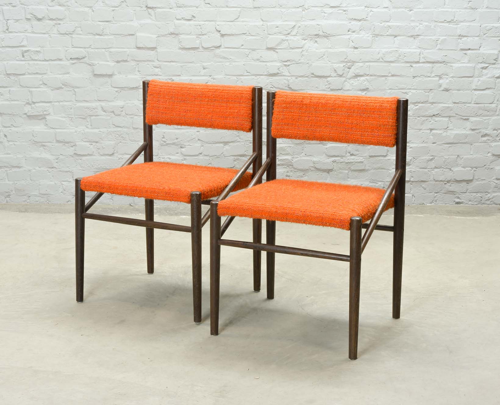 4 Wengé Wooden Dining Chairs with Orange Bouclé Fabric Upholstery 1960s