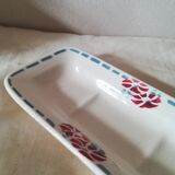 Opaque earthenware soap