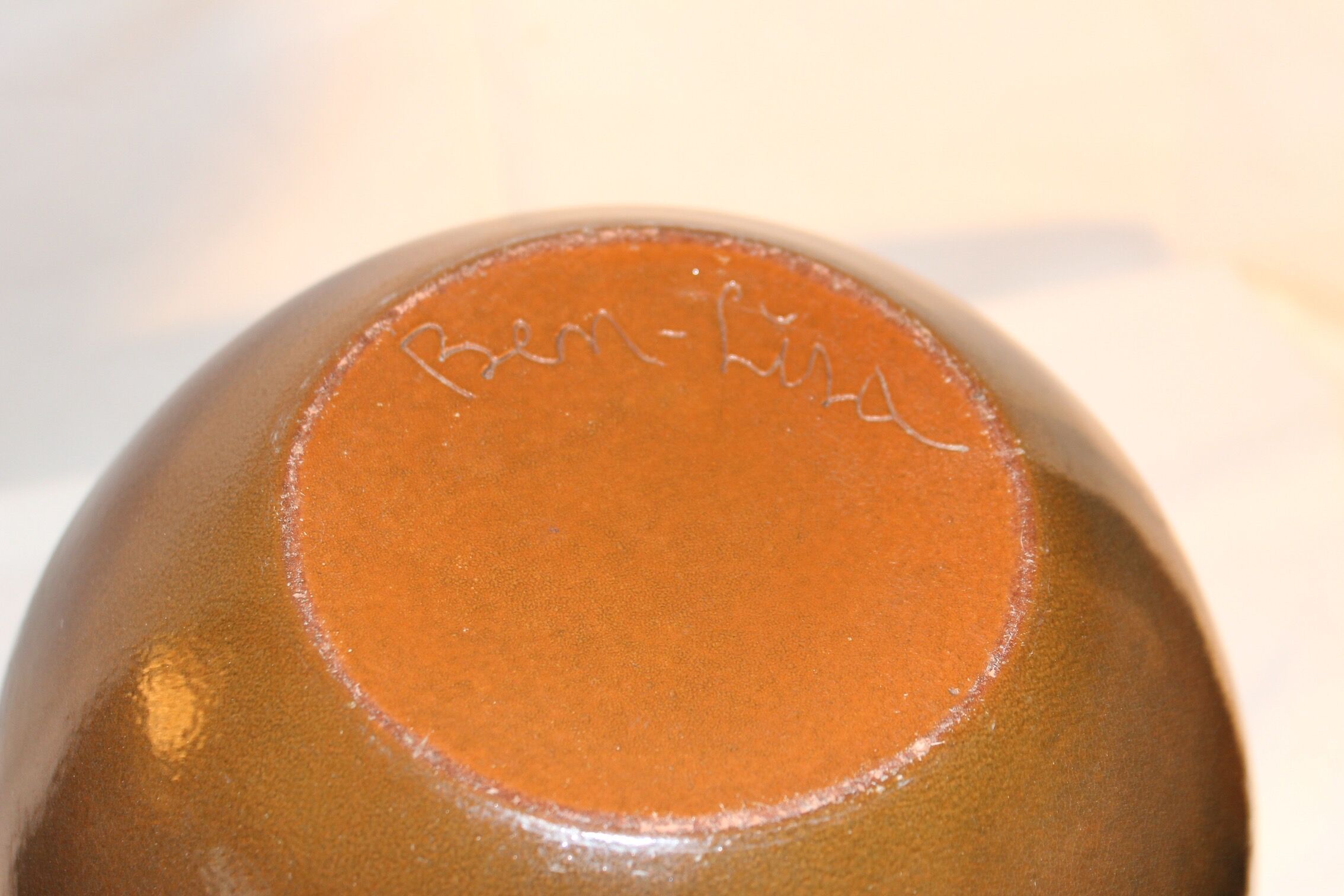 Pitcher ceramic 1950s sign Lisa Ben