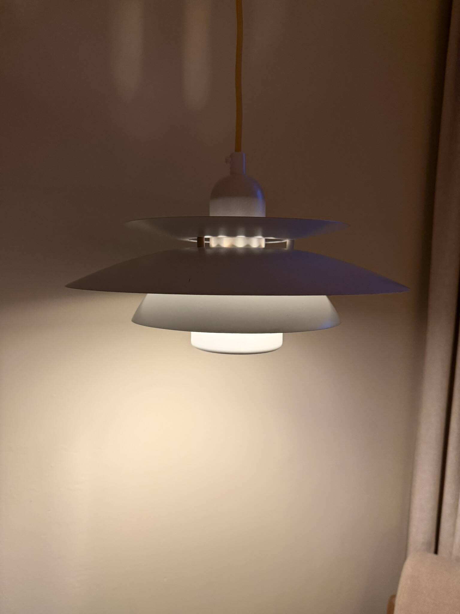 Vintage Form Light pendant - Danish design lamp