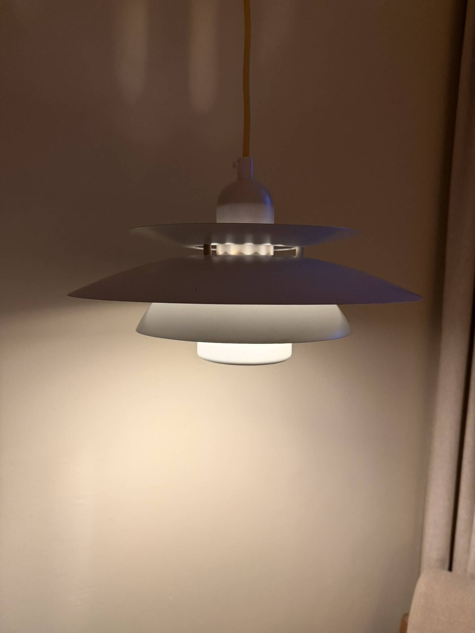 Vintage Form Light pendant - Danish design lamp