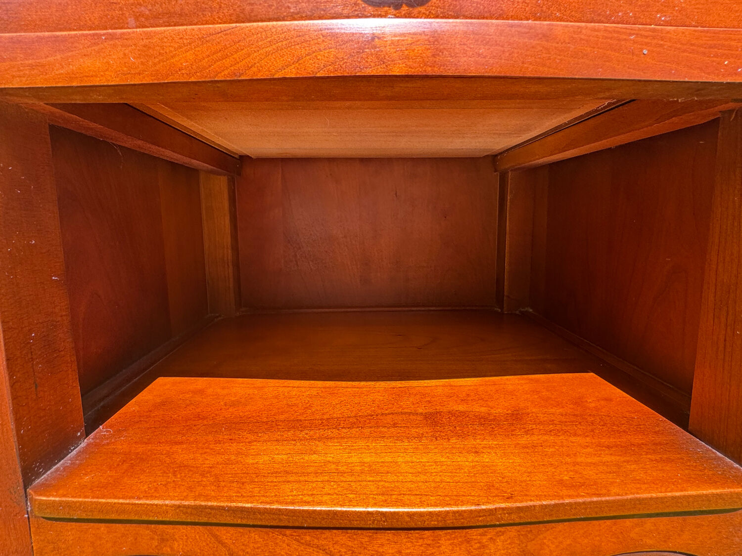 Pair of Louis XV style bedside tables in cherry wood, 1950s/70s.