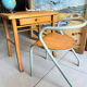 Bureau enfant Baumann en bois et chaise Hitier vintage