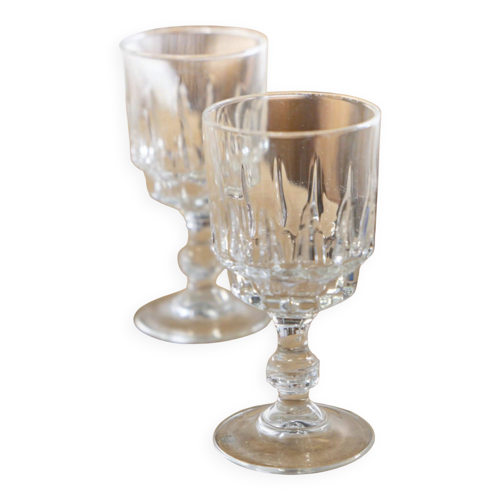 Lot de 6 verres à pied en verre blanc ciselé « Manon »