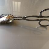 Silver metal mignardises pinch