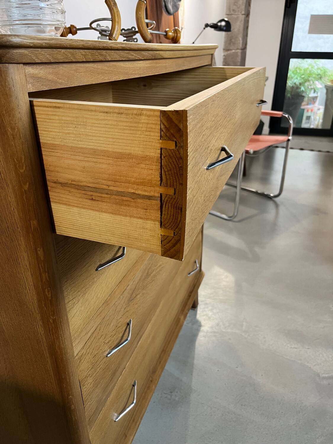 Commode vintage