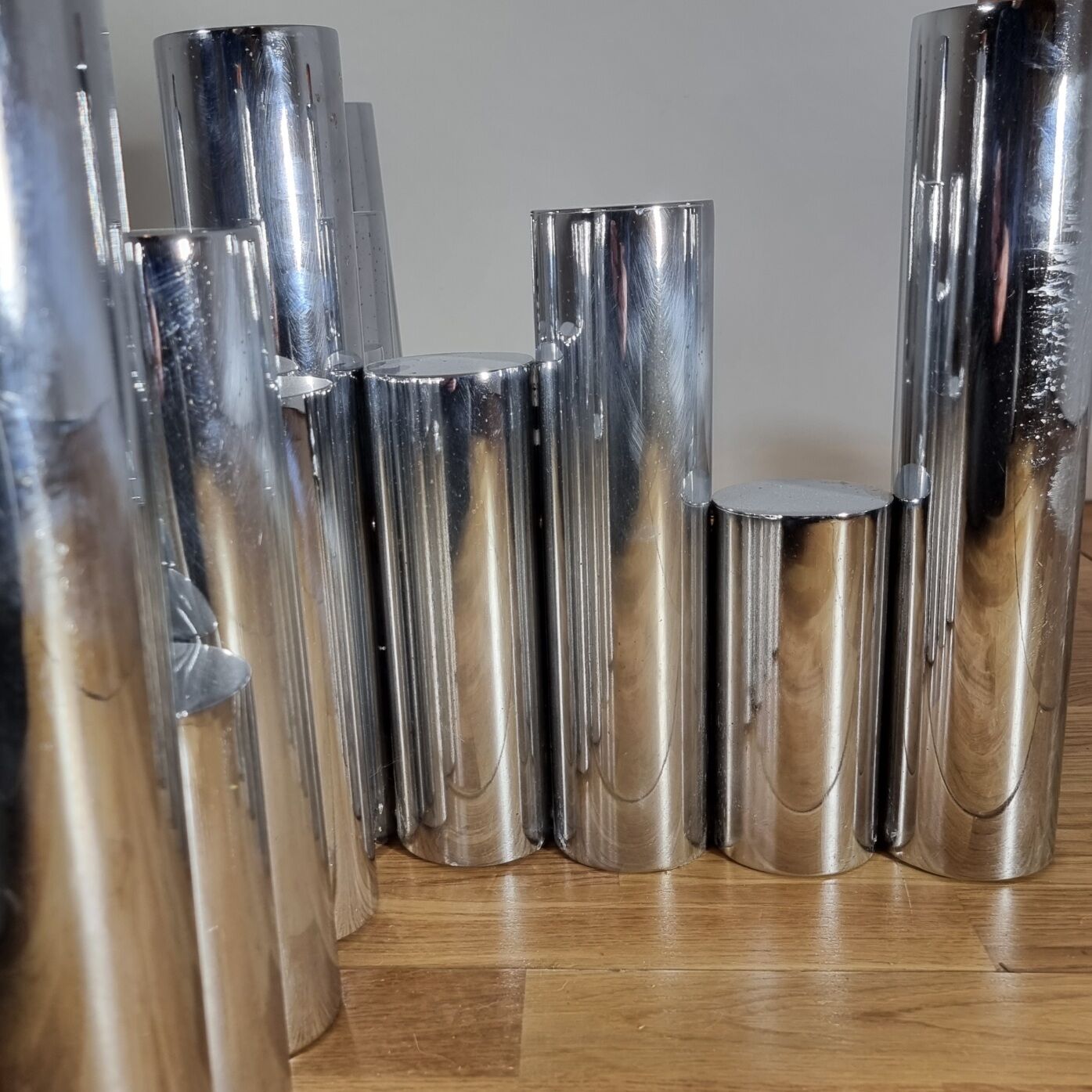 "Cylinders" coffee table in chromed metal, Italy, circa 1970