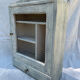 Armoire à pharmacie