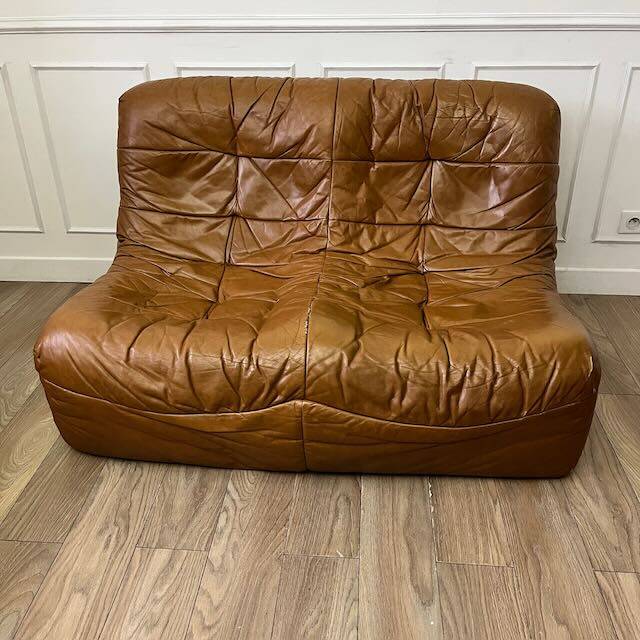 Vintage caramel leather bench