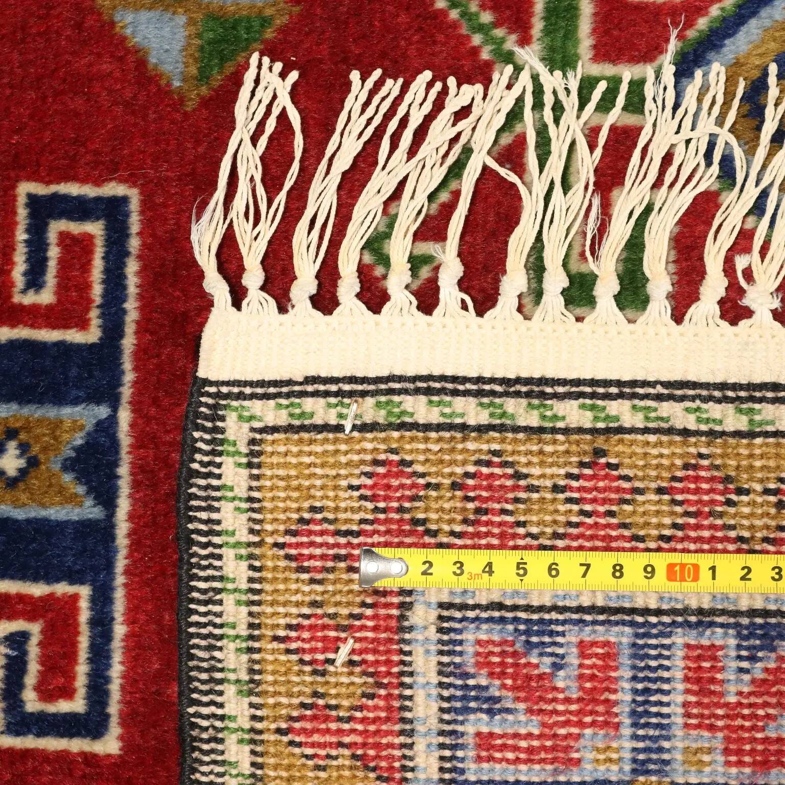 Ancient Shirwan carpet in cotton and wool, Russia, 84 x 59 in.