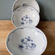 Set of 3 porcelain cups from Paris décor Old China
